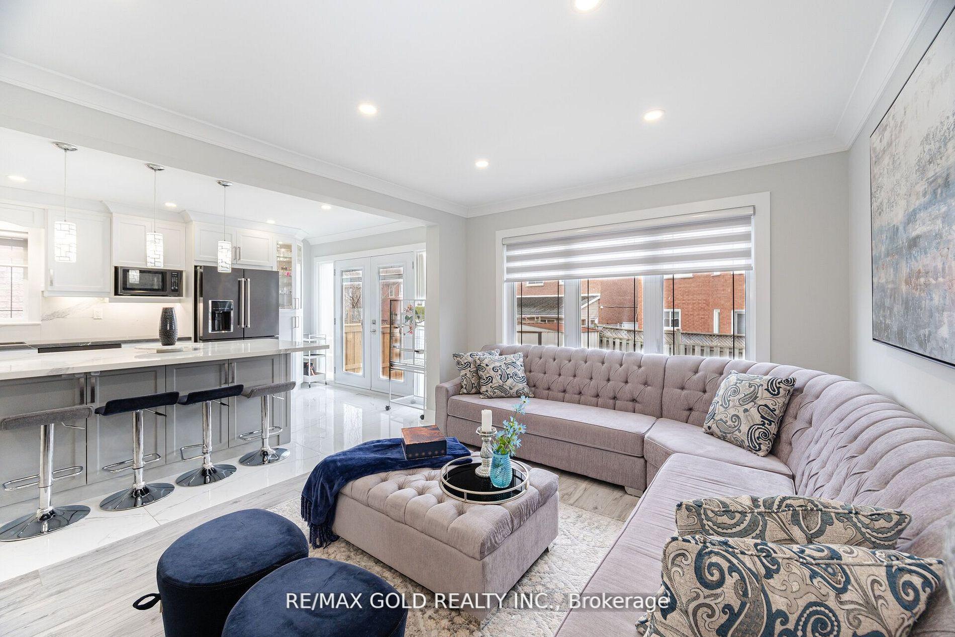 Photo 15 of 96 Wildberry Crescent, Brampton, Sandringham-Wellington — HOMEH