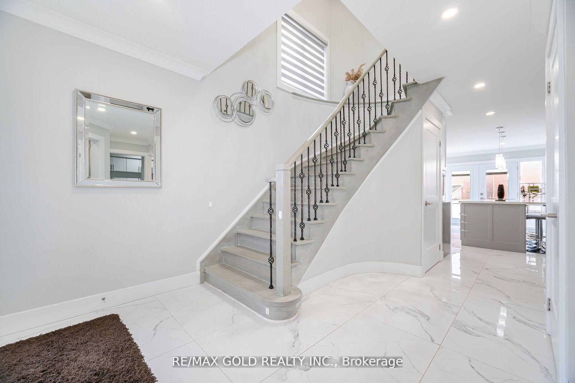 Photo 22 of 96 Wildberry Crescent, Brampton, Sandringham-Wellington — HOMEH