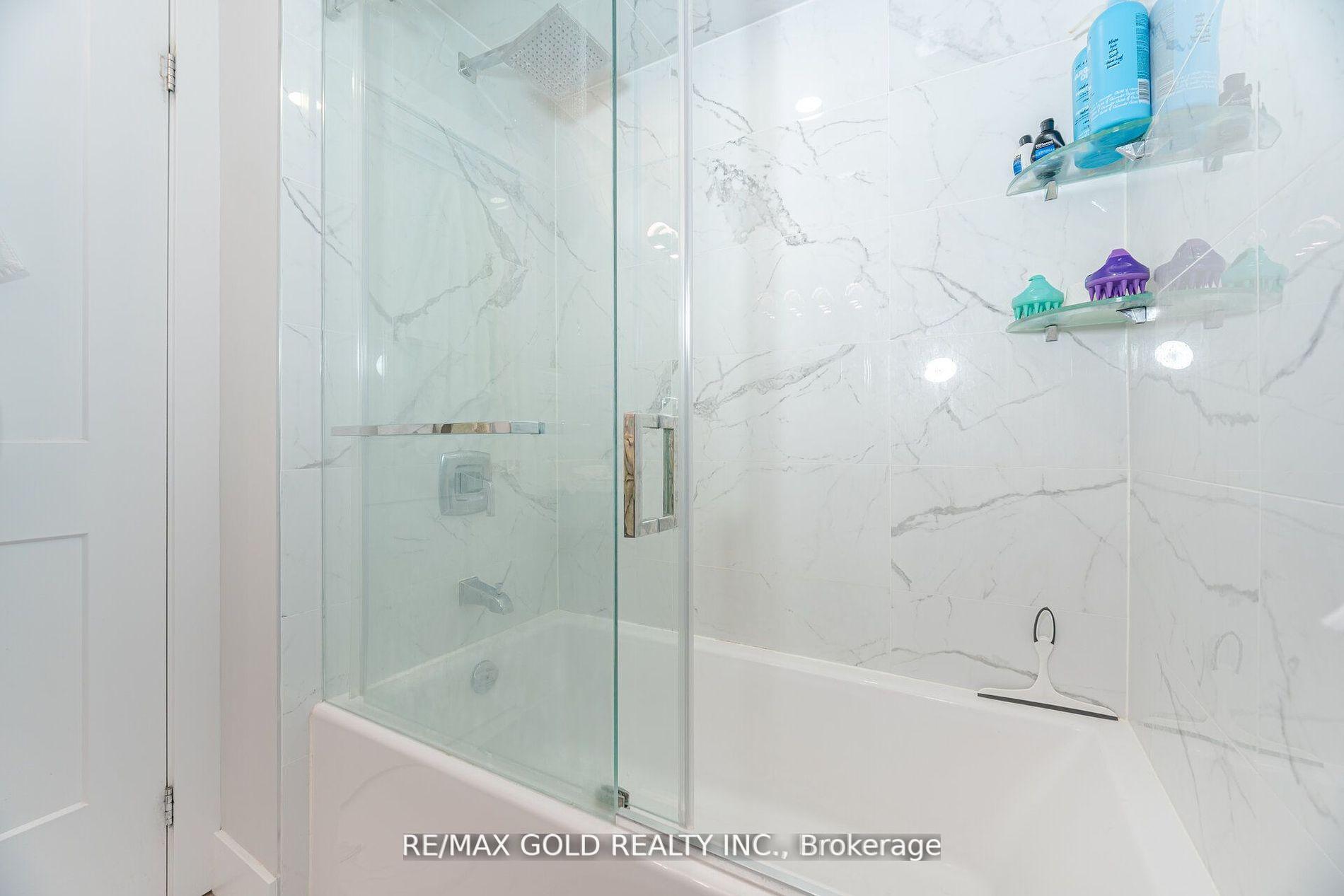 Photo 28 of 96 Wildberry Crescent, Brampton, Sandringham-Wellington — HOMEH