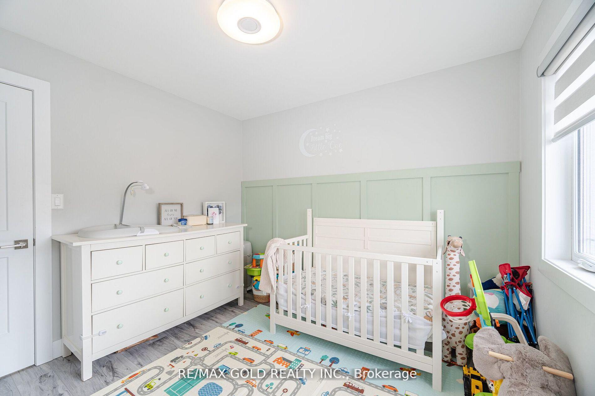 Photo 36 of 96 Wildberry Crescent, Brampton, Sandringham-Wellington — HOMEH