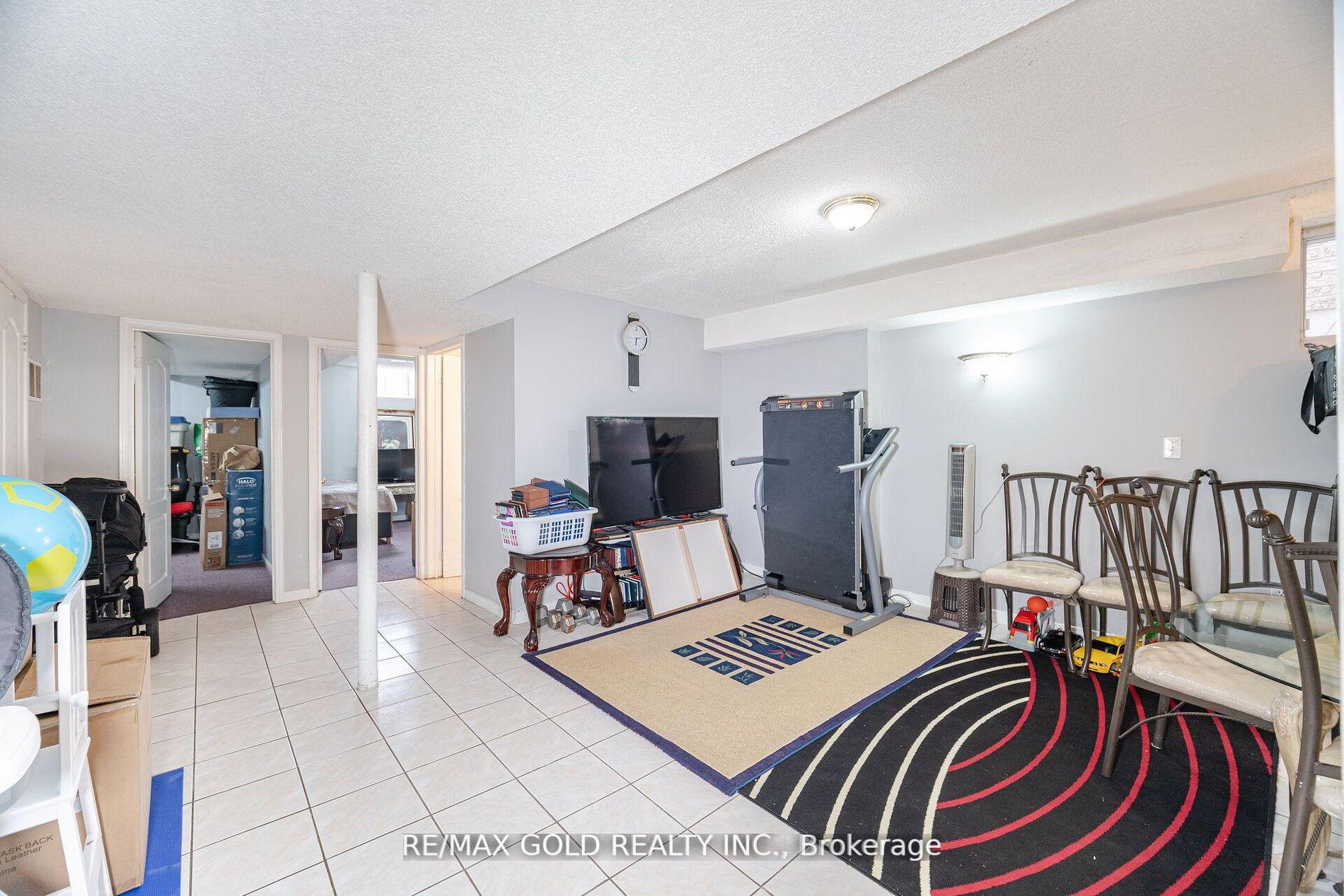 Photo 39 of 96 Wildberry Crescent, Brampton, Sandringham-Wellington — HOMEH
