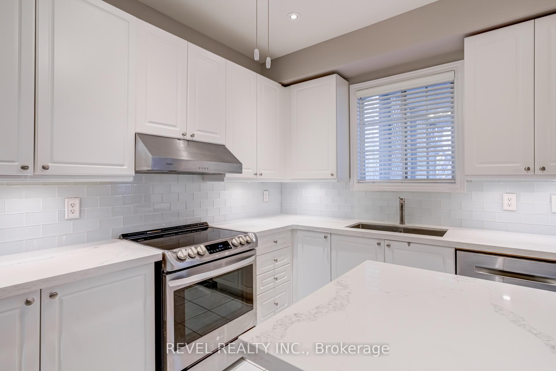 Photo 12 of 32 Martineau Road, Brampton, Bram East — HOMEH
