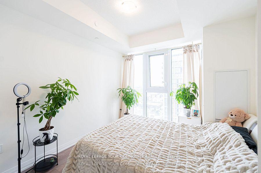 Photo 8 of Unit 2204, 9000 Jane Street, Vaughan, Concord — HOMEH