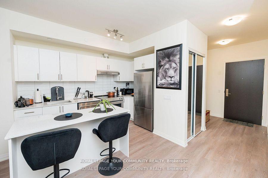 Photo 10 of Unit 2204, 9000 Jane Street, Vaughan, Concord — HOMEH