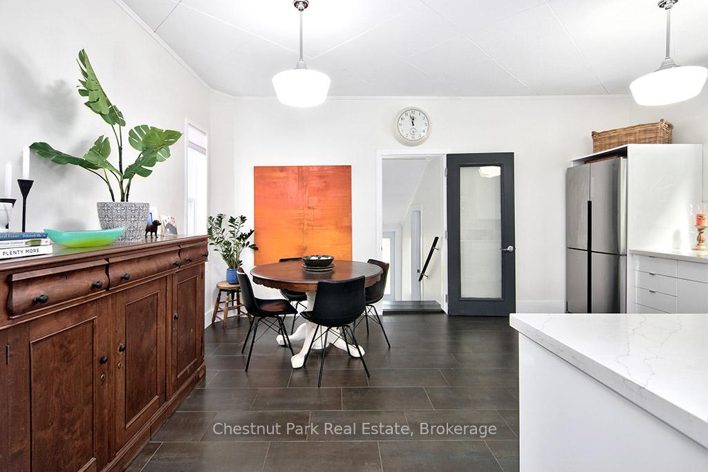 Photo 12 of 187 Fifth Street, Collingwood — HOMEH