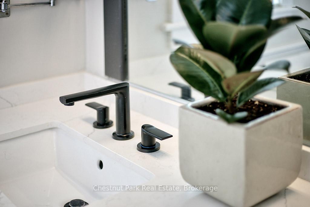 Photo 51 of 187 Fifth Street, Collingwood — HOMEH