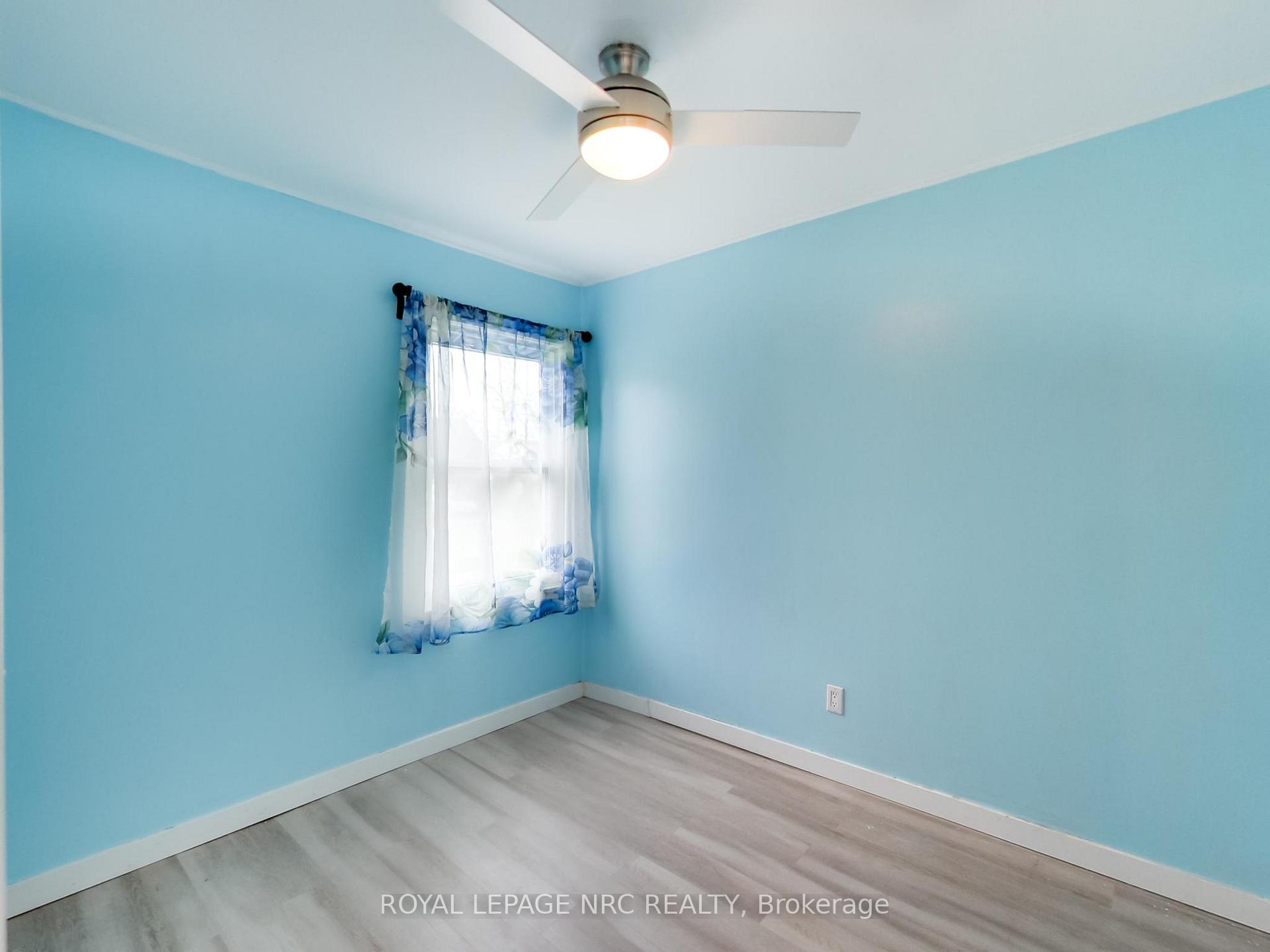 Photo 12 of 390 Gatfield Avenue, Welland, Lincoln/Crowland — HOMEH