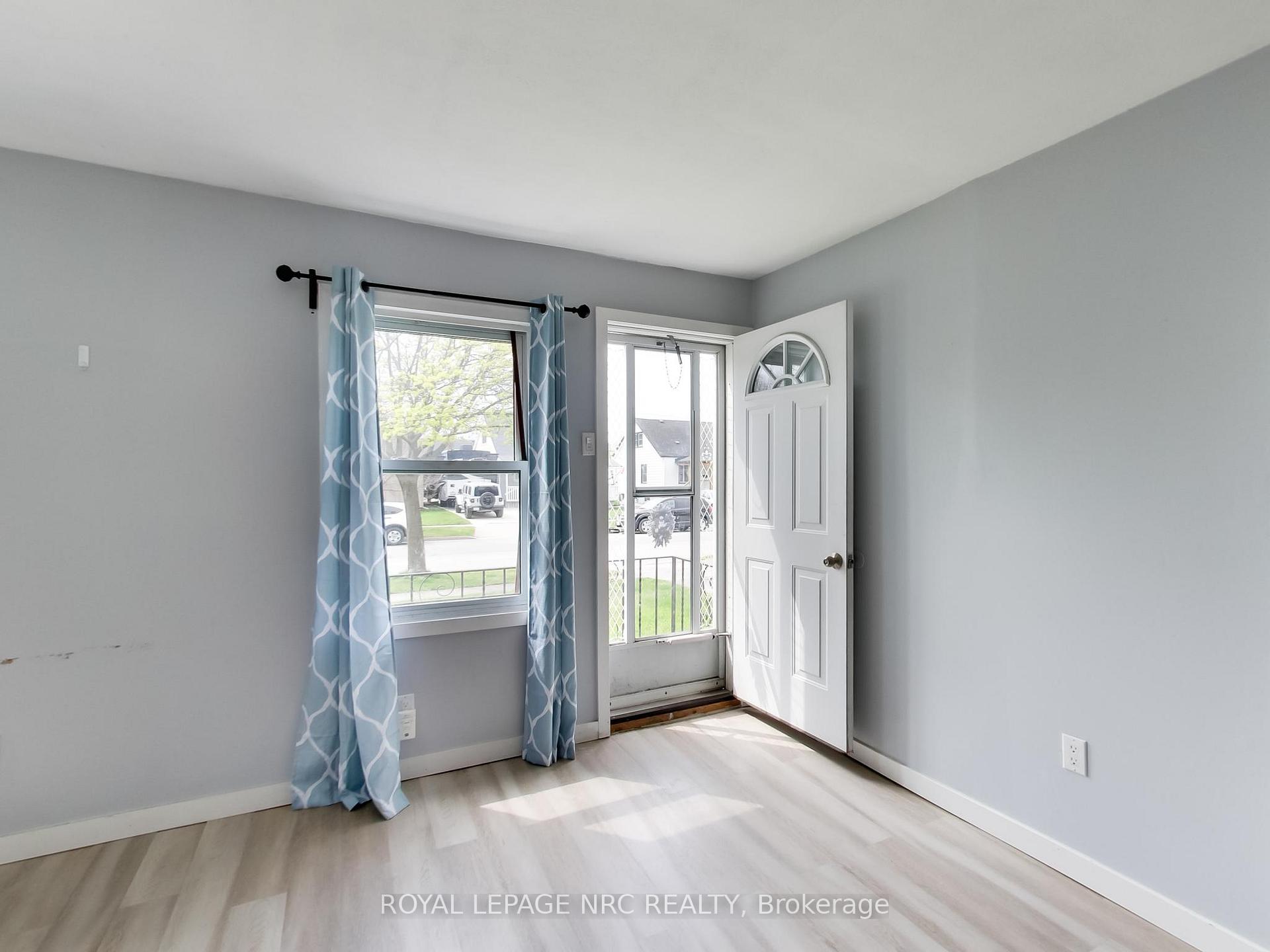 Photo 62 of 390 Gatfield Avenue, Welland, Lincoln/Crowland — HOMEH