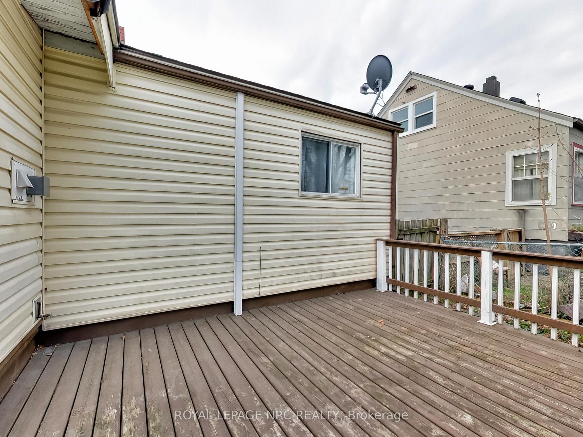 Photo 80 of 390 Gatfield Avenue, Welland, Lincoln/Crowland — HOMEH