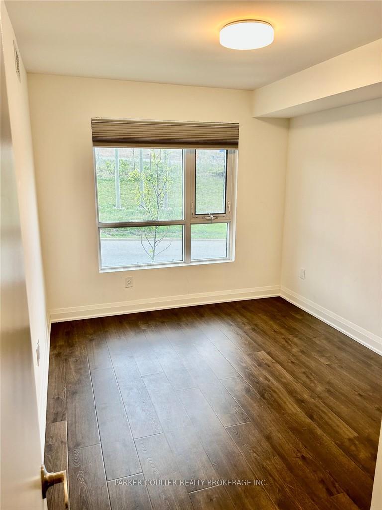 Photo 6 of Unit 215, 58 Lakeside Terrace, Barrie, Little Lake — HOMEH