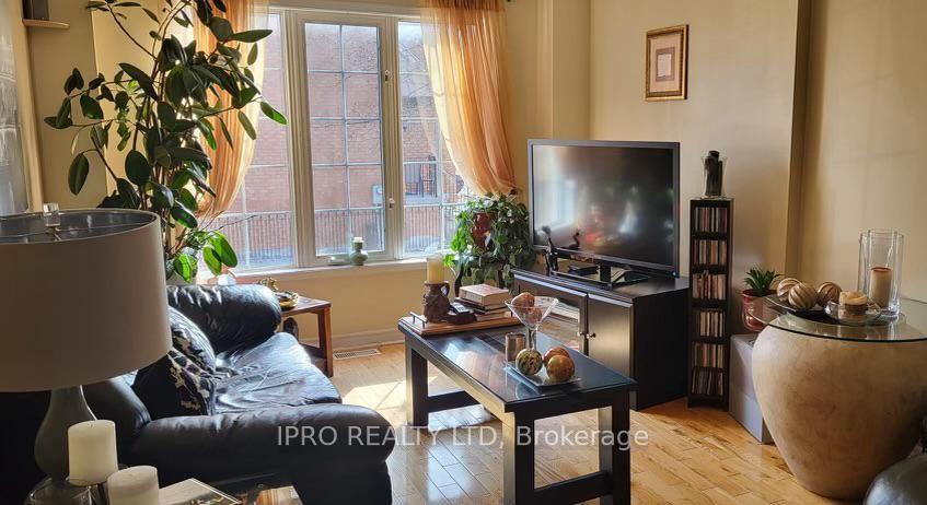 Photo 12 of Unit 122, 57 Brickyard Way, Brampton, Brampton North — HOMEH