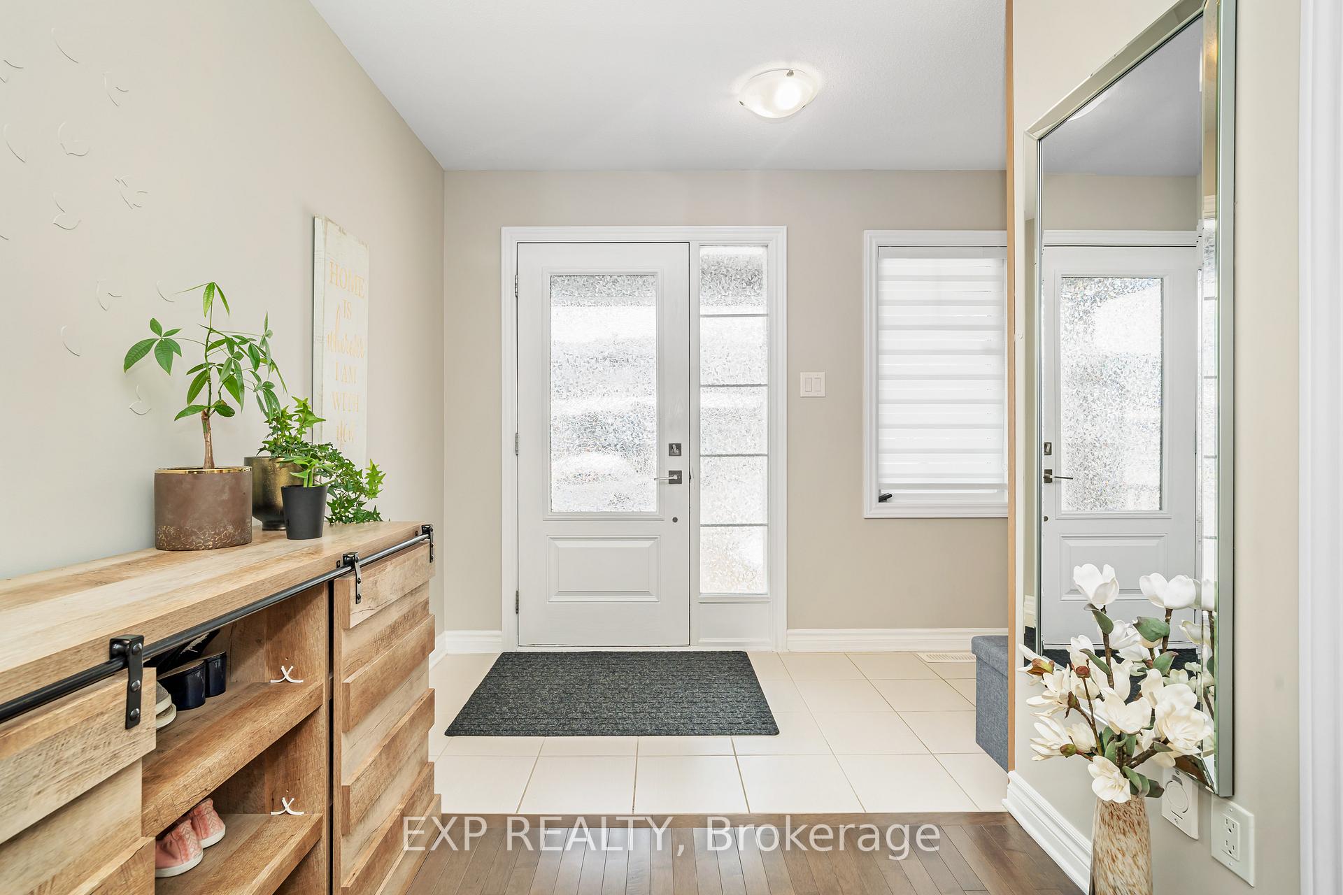 Photo 2 of 611 Geranium Walk, Ottawa, Stittsville (North) — HOMEH
