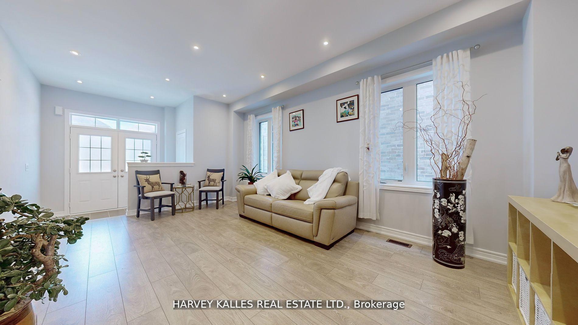 Photo 4 of 67 Crofting Crescent, Markham, Wismer — HOMEH