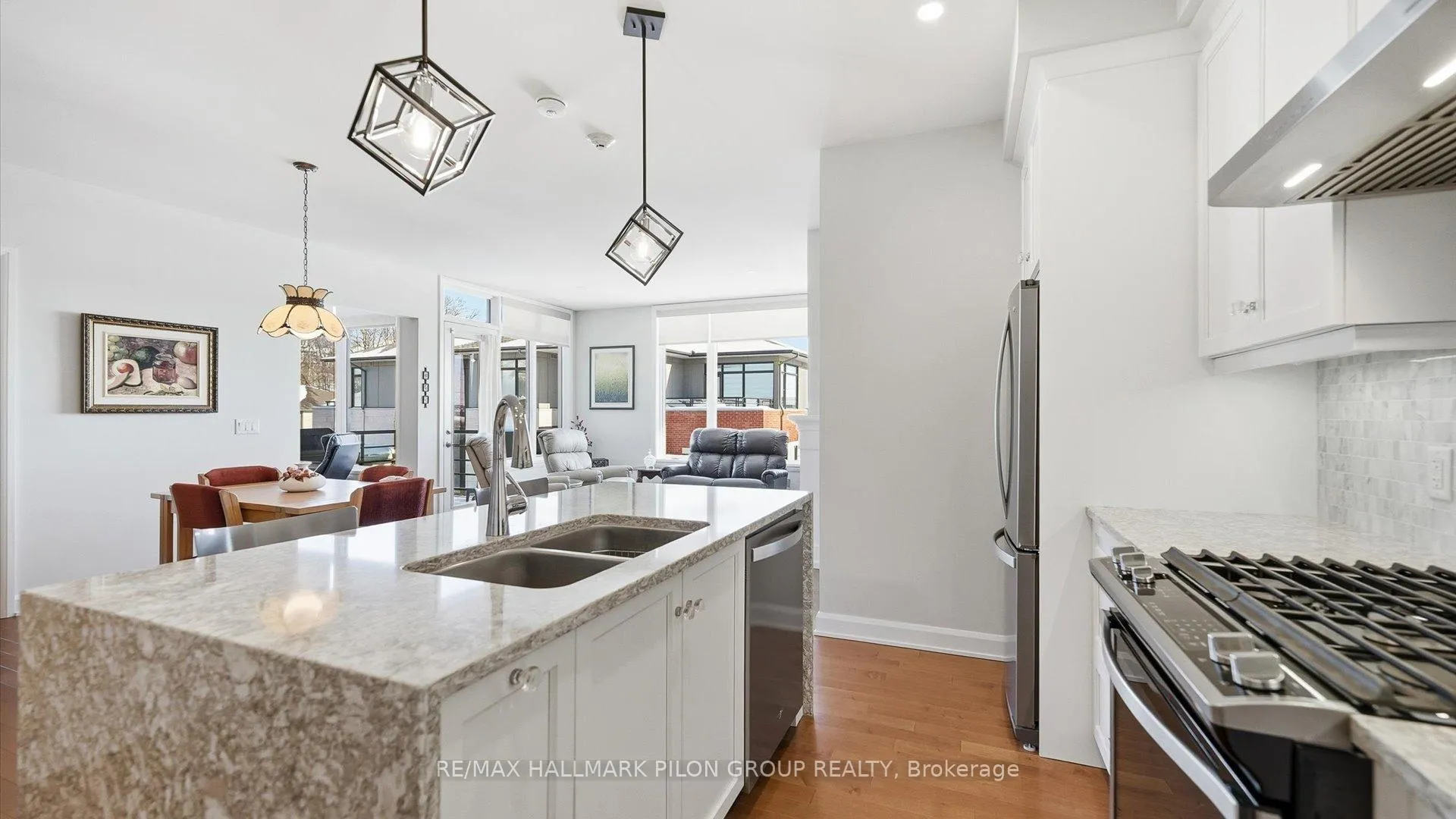 Photo 5 of Unit 302, 170 Boundstone Way, Ottawa, Kanata - Kanata Lakes/Heritage Hills — HOMEH
