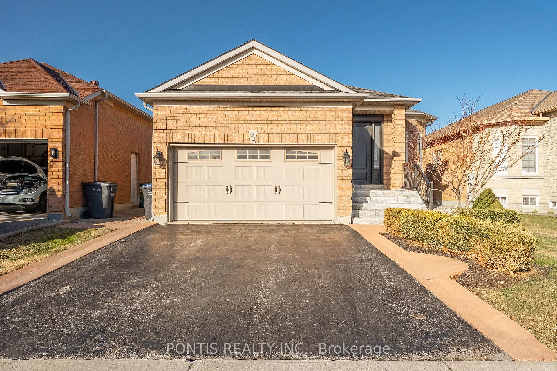 Photo 40 of 94 Harvest Moon Drive W, Caledon, Bolton West — HOMEH