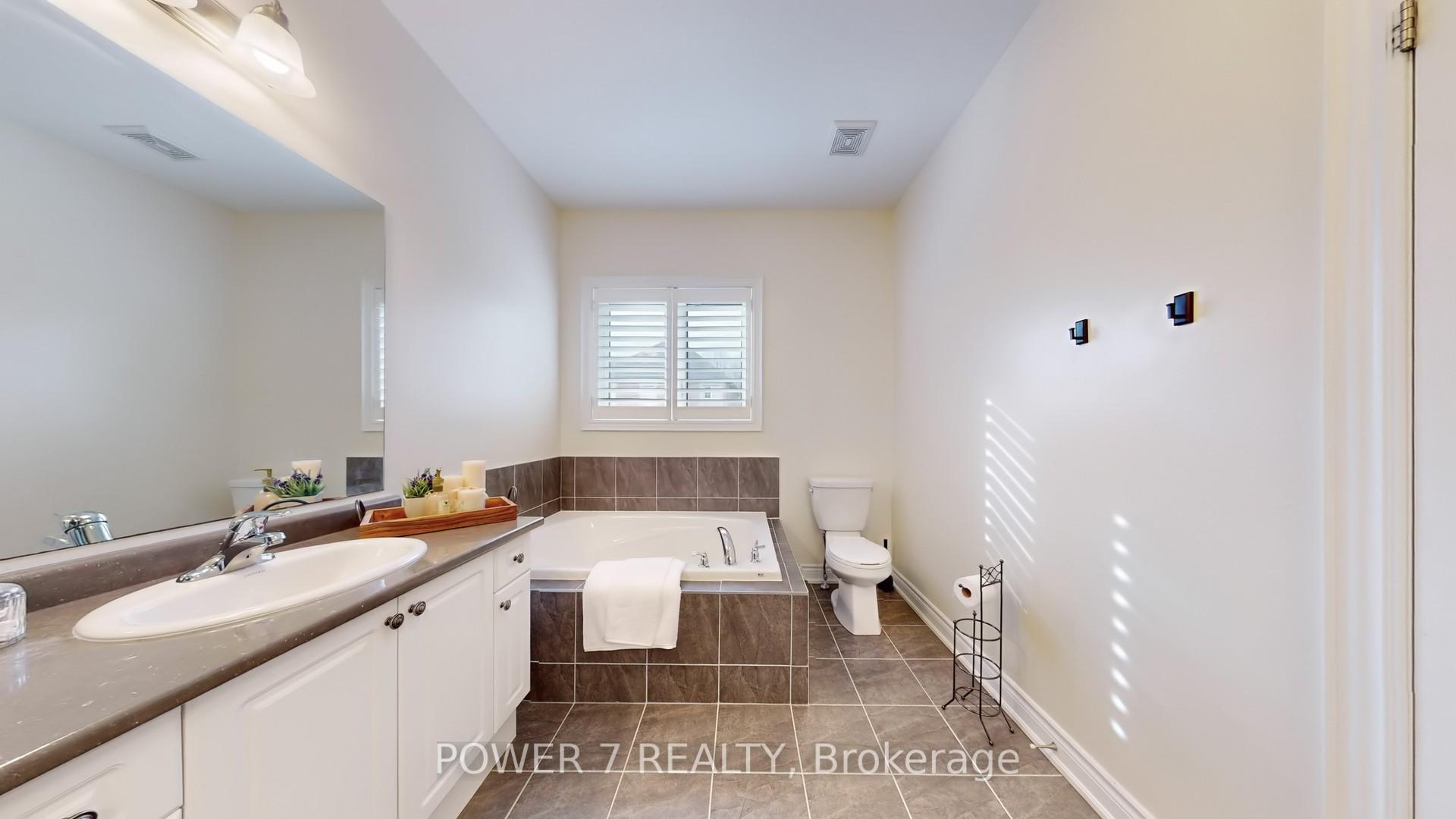 Photo 17 of 316 Chouinard Way, Aurora, Rural Aurora — HOMEH