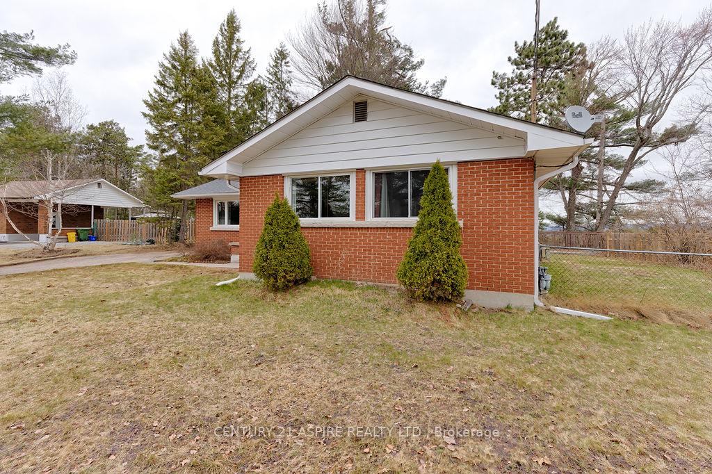 Photo 43 of 23 Sunset Crescent, Petawawa — HOMEH