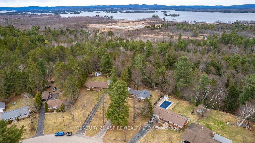 Photo 47 of 23 Sunset Crescent, Petawawa — HOMEH