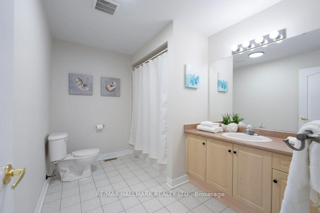 Photo 28 of 19 Perivale Gardens, Aurora, Bayview Wellington — HOMEH