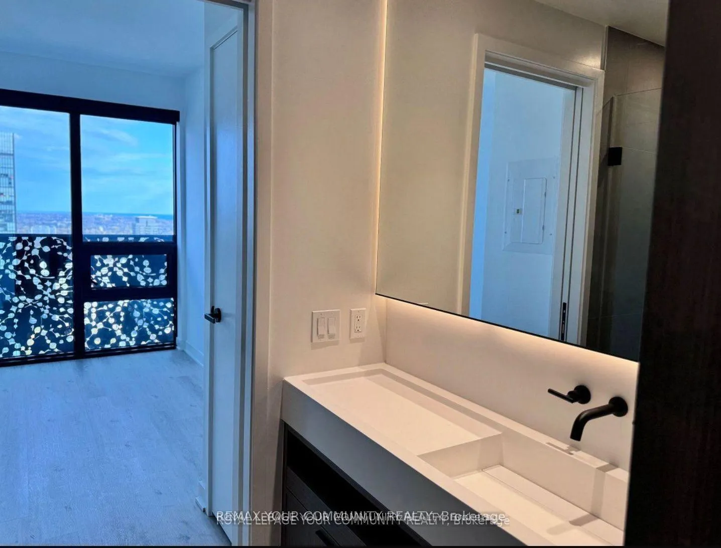 Photo 10 of Unit 4501, 55 charles Street E, Toronto, Church-Yonge Corridor — HOMEH