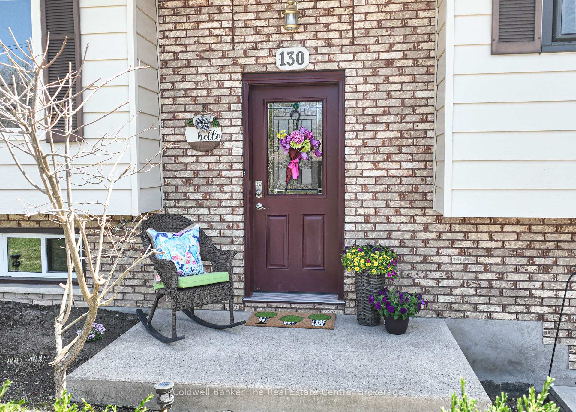Photo 4 of 130 Oriole Crescent, Gravenhurst, Muskoka (S) — HOMEH
