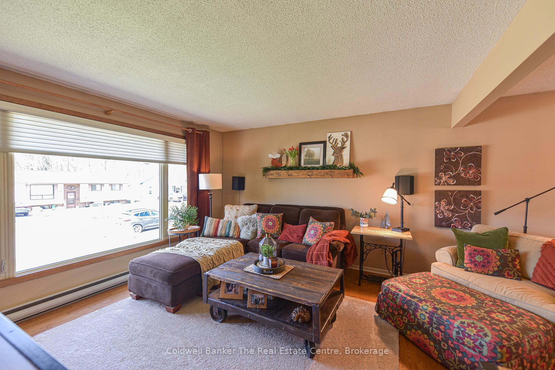 Photo 8 of 130 Oriole Crescent, Gravenhurst, Muskoka (S) — HOMEH