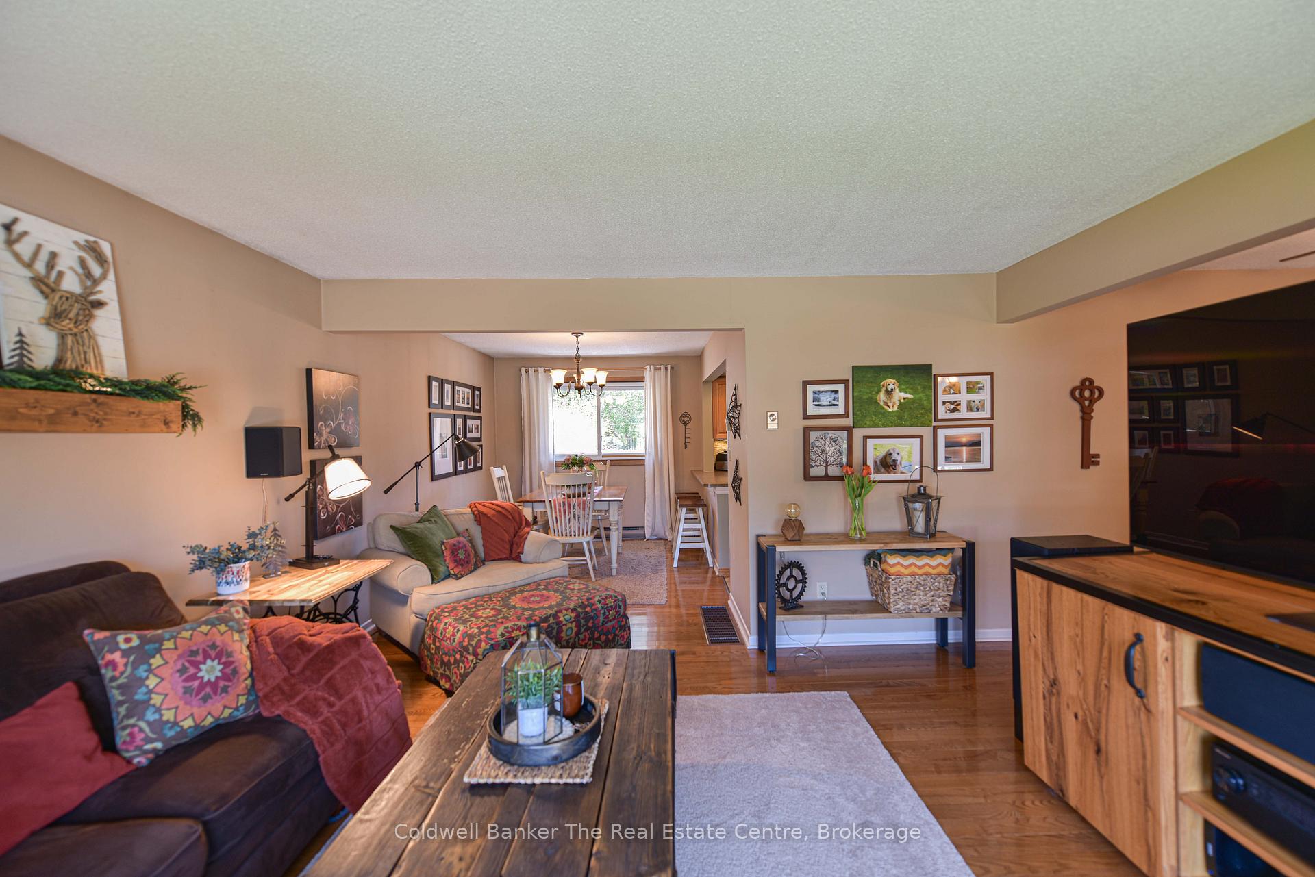 Photo 12 of 130 Oriole Crescent, Gravenhurst, Muskoka (S) — HOMEH