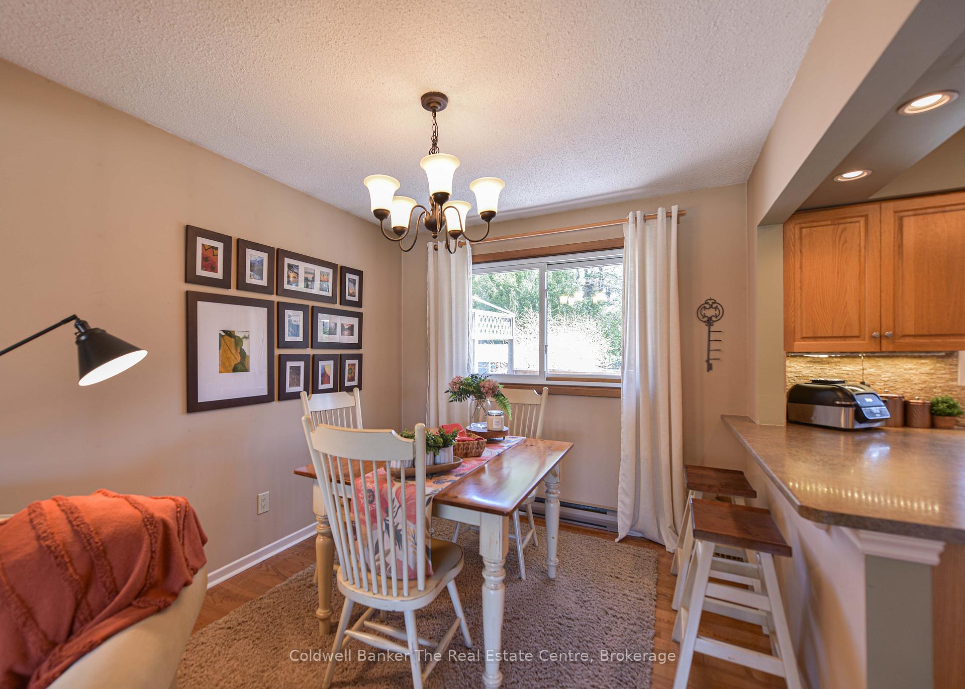 Photo 14 of 130 Oriole Crescent, Gravenhurst, Muskoka (S) — HOMEH