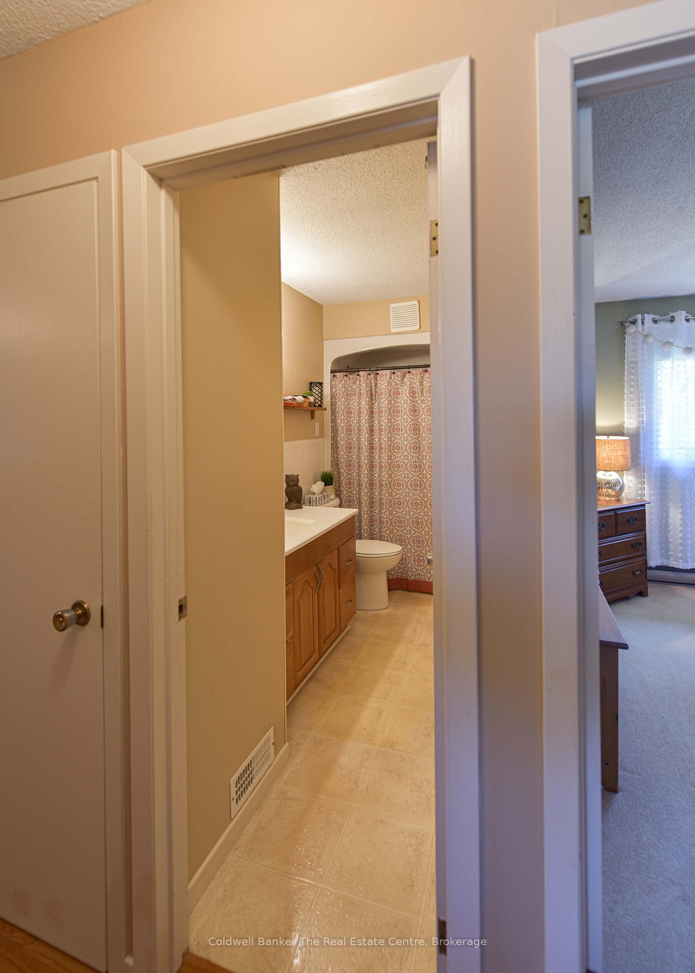 Photo 22 of 130 Oriole Crescent, Gravenhurst, Muskoka (S) — HOMEH