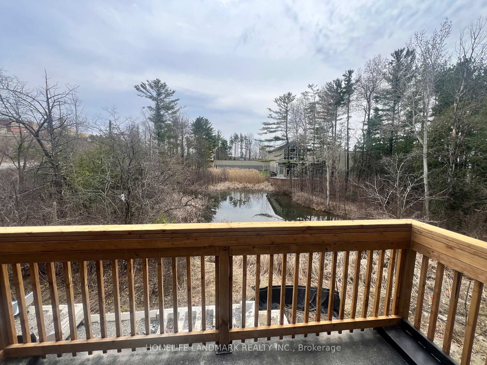 Photo 14 of 15 Chestnut Court, Aurora, Rural Aurora — HOMEH
