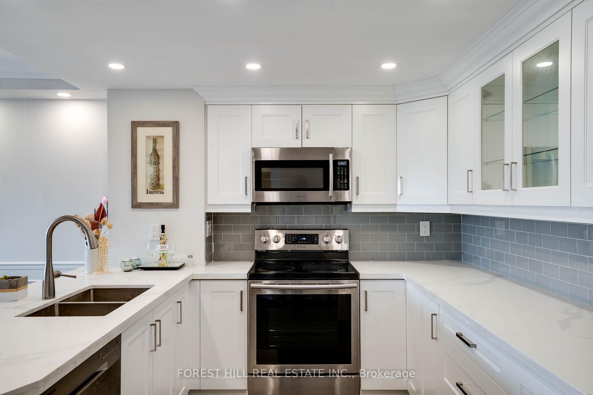 Photo 6 of Unit 507, 7601 Bathurst Street, Vaughan, Crestwood-Springfarm-Yorkhill — HOMEH