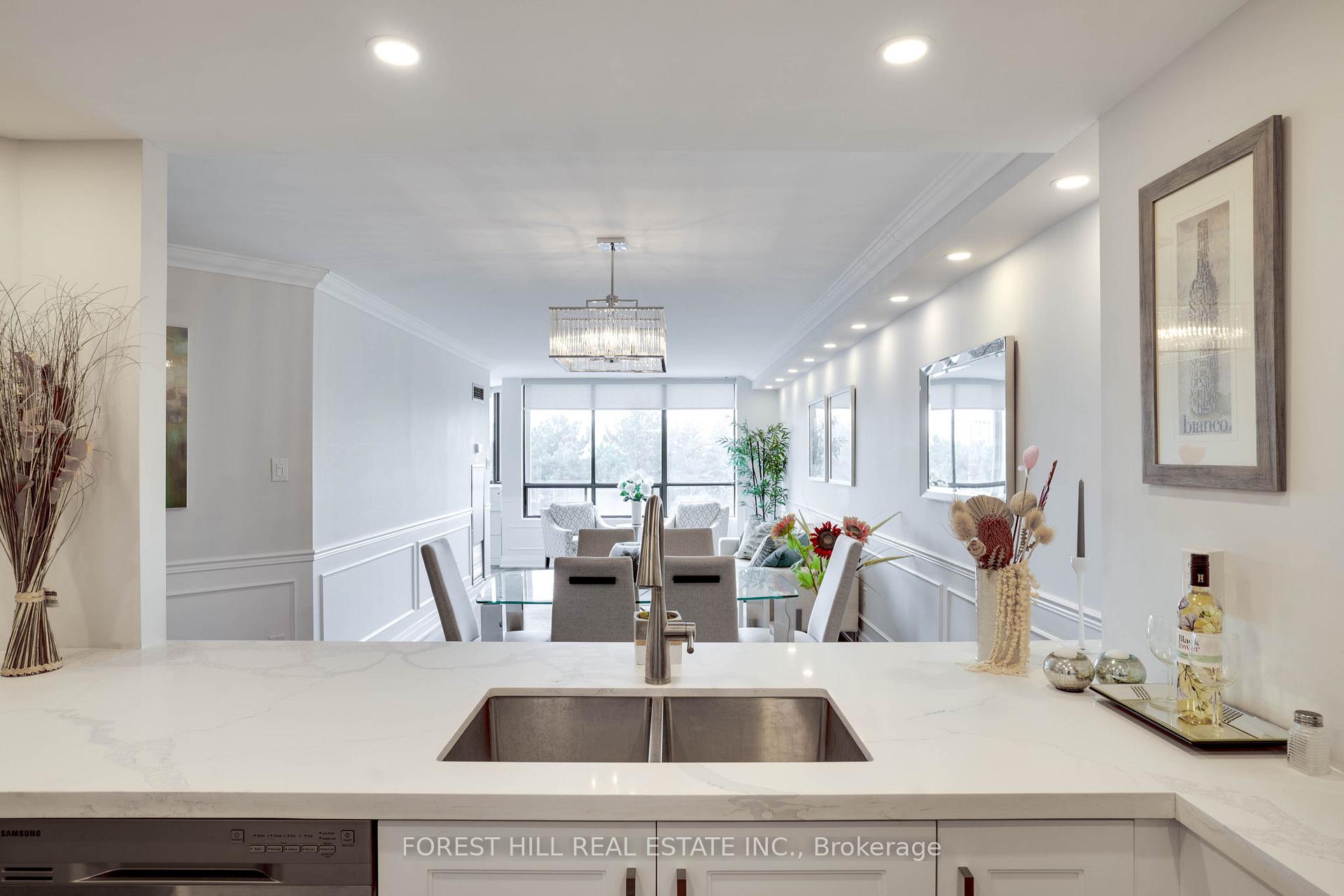 Photo 7 of Unit 507, 7601 Bathurst Street, Vaughan, Crestwood-Springfarm-Yorkhill — HOMEH