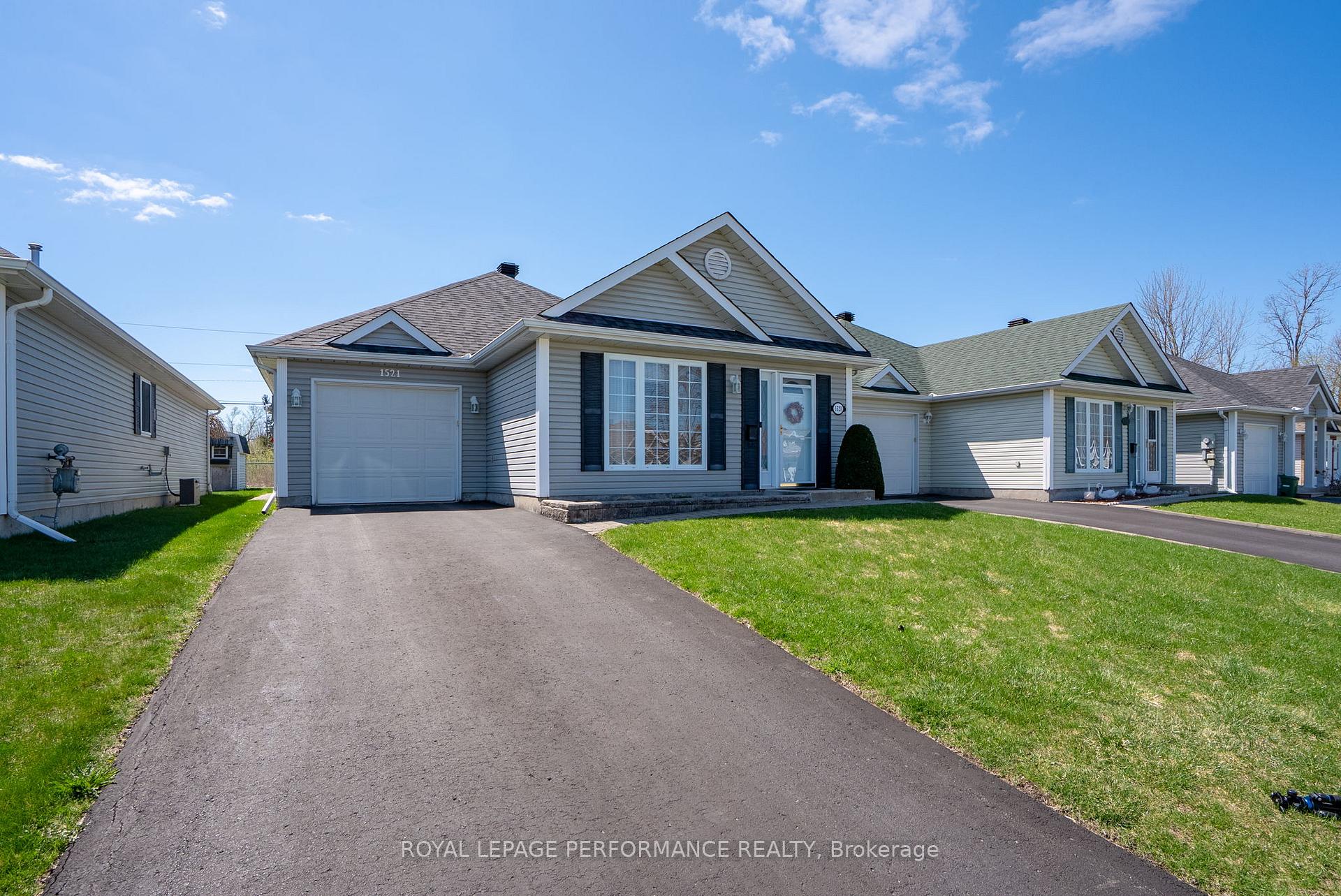 Photo 3 of 1521 Frank Court, Cornwall — HOMEH