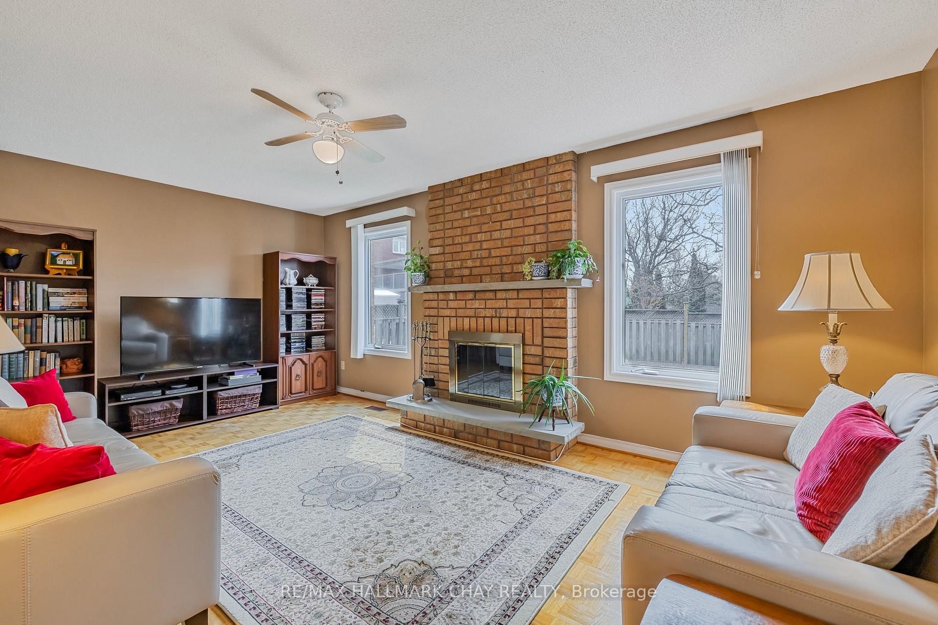 Photo 19 of 21 Wheatley Road, Vaughan, Maple — HOMEH