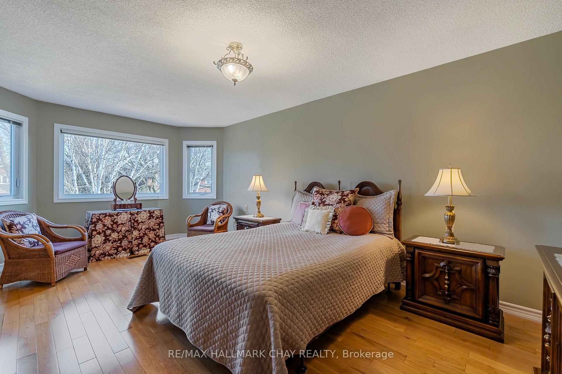 Photo 63 of 21 Wheatley Road, Vaughan, Maple — HOMEH