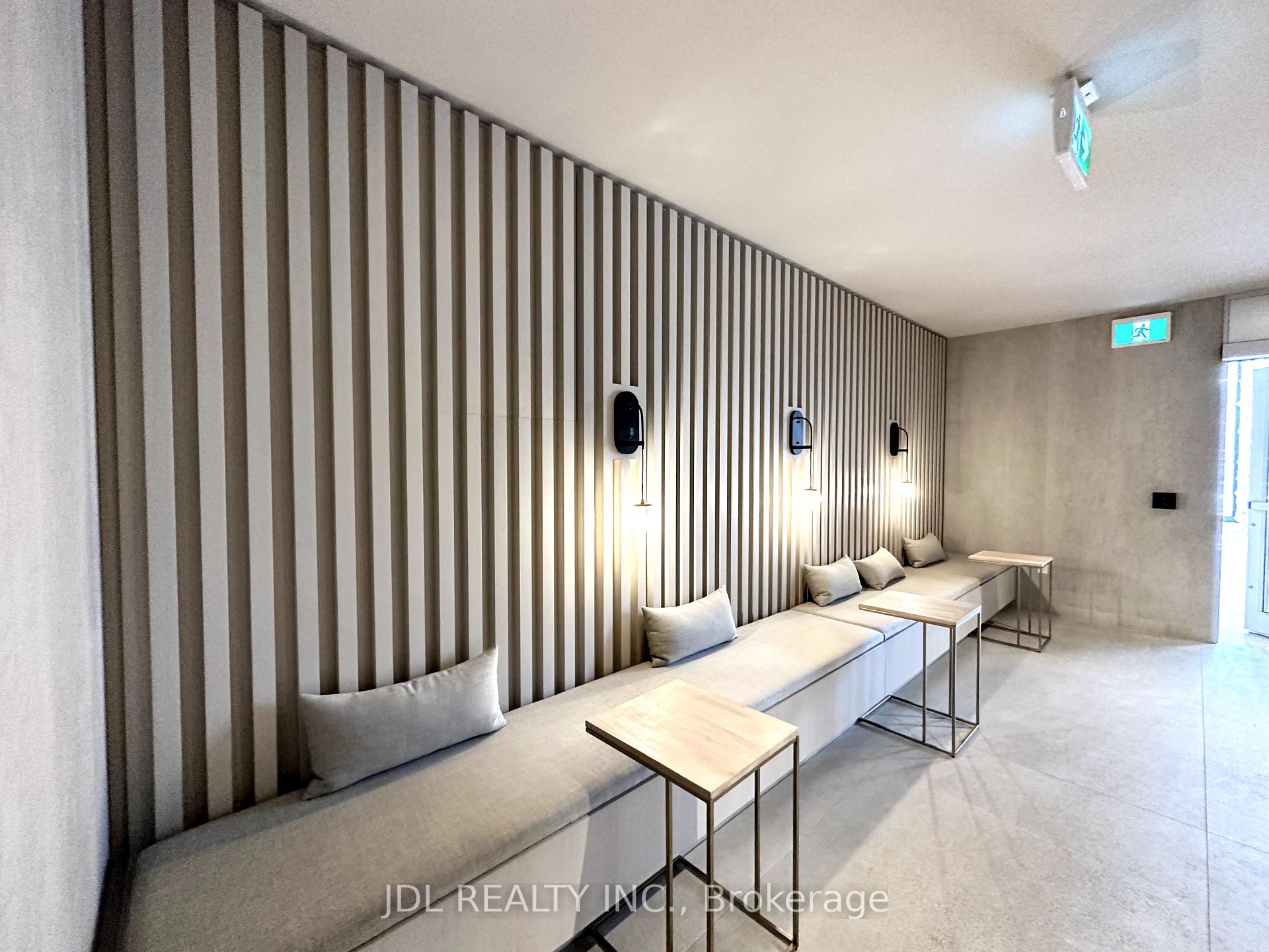 Photo 8 of Unit 5110, 55 Cooper Street, Toronto, Waterfront Communities — HOMEH