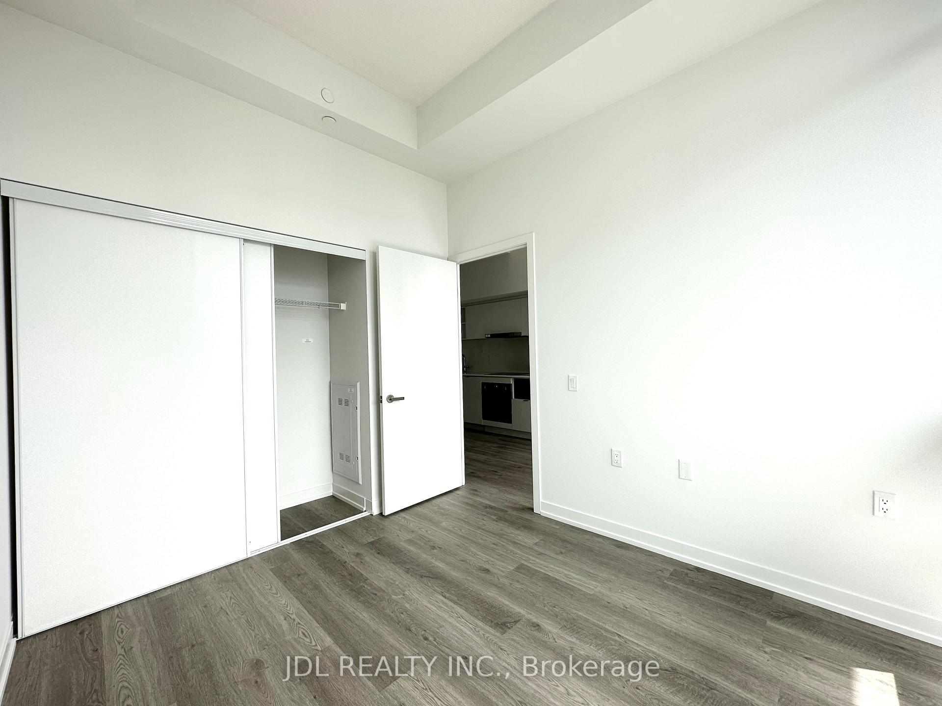 Photo 14 of Unit 5110, 55 Cooper Street, Toronto, Waterfront Communities — HOMEH