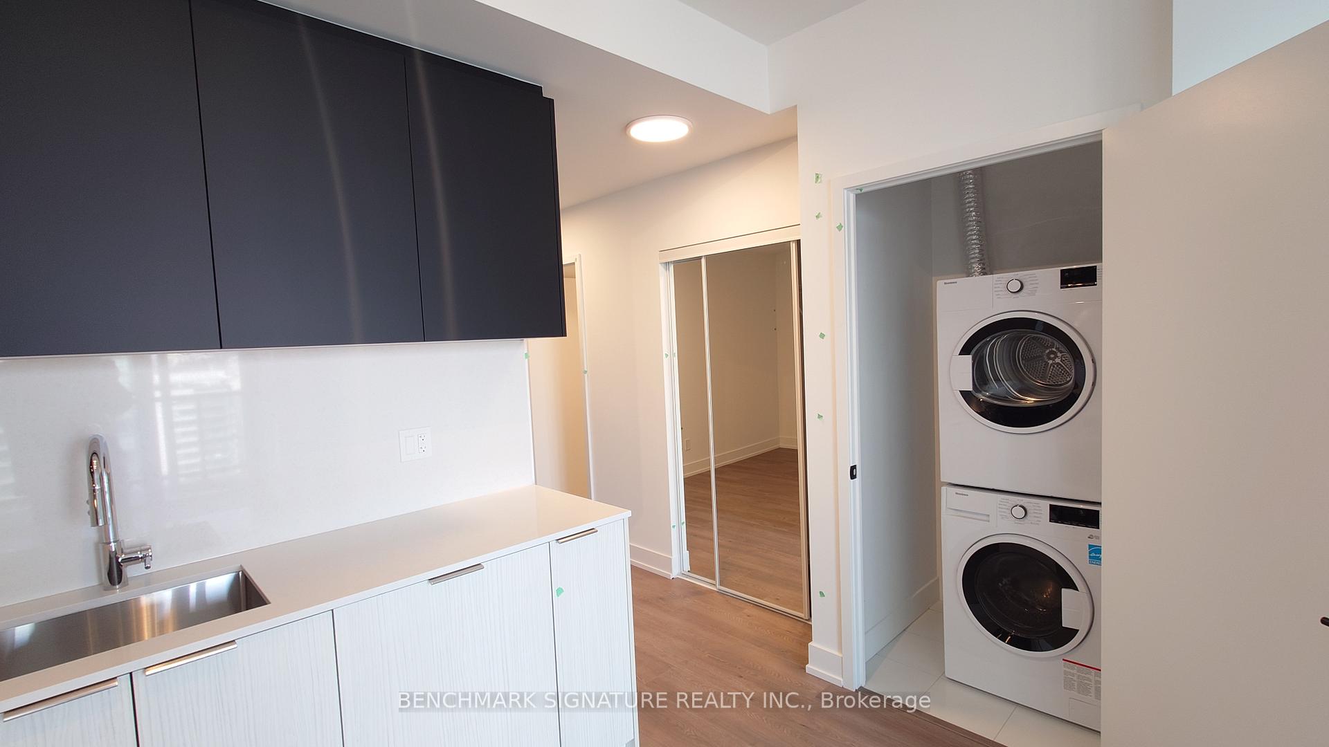 Front of Unit 3007, 308 Jarvis Street