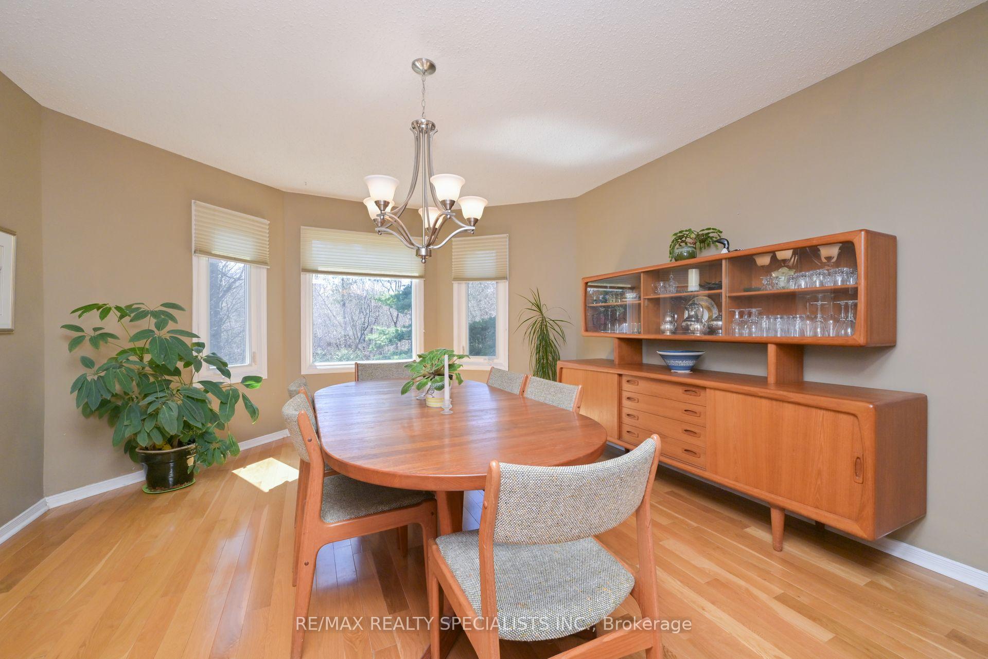 Photo 29 of 6 Lombardy Crescent, Brampton, Queen Street Corridor — HOMEH