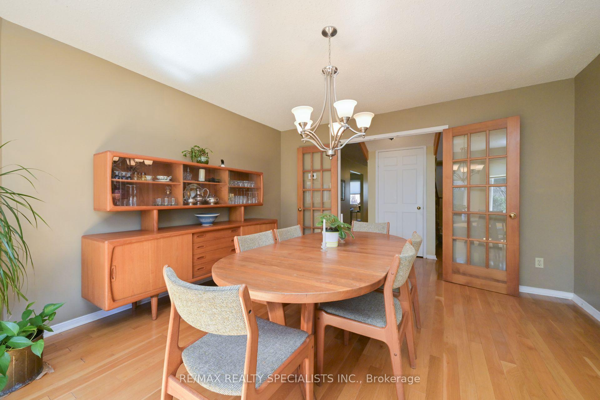 Photo 30 of 6 Lombardy Crescent, Brampton, Queen Street Corridor — HOMEH