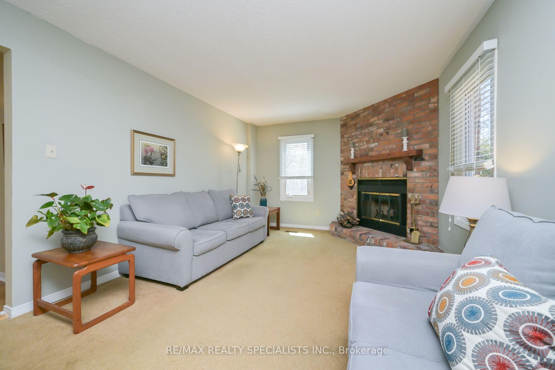 Photo 32 of 6 Lombardy Crescent, Brampton, Queen Street Corridor — HOMEH