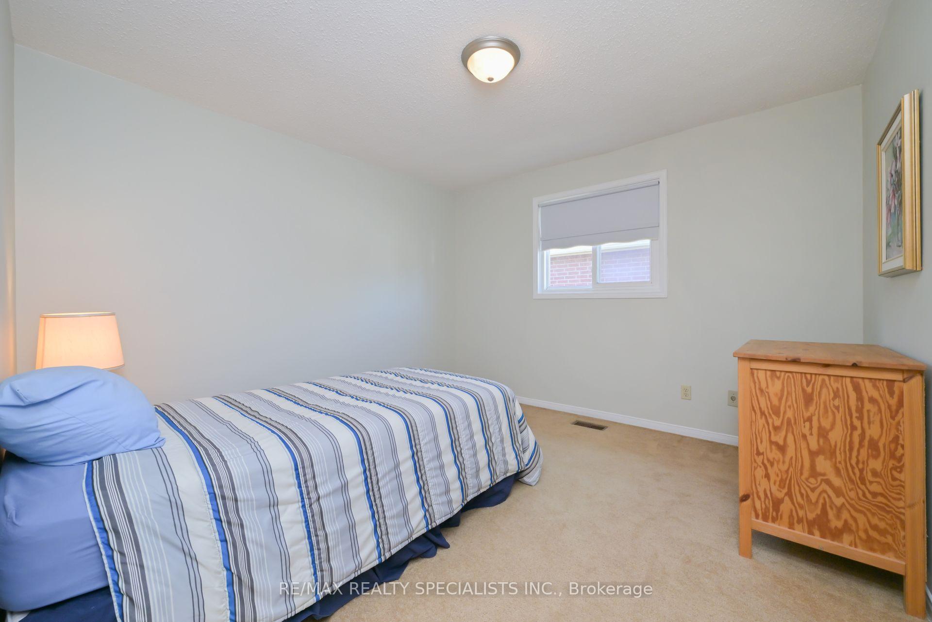 Photo 56 of 6 Lombardy Crescent, Brampton, Queen Street Corridor — HOMEH