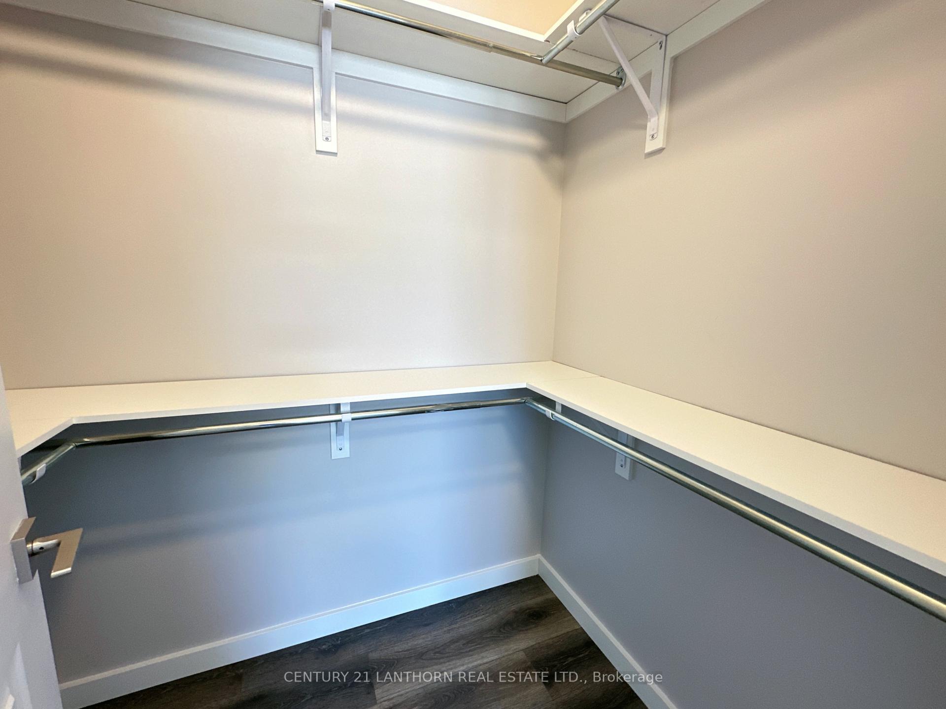 Photo 11 of 44 Summit Crescent, Belleville, Belleville Ward — HOMEH