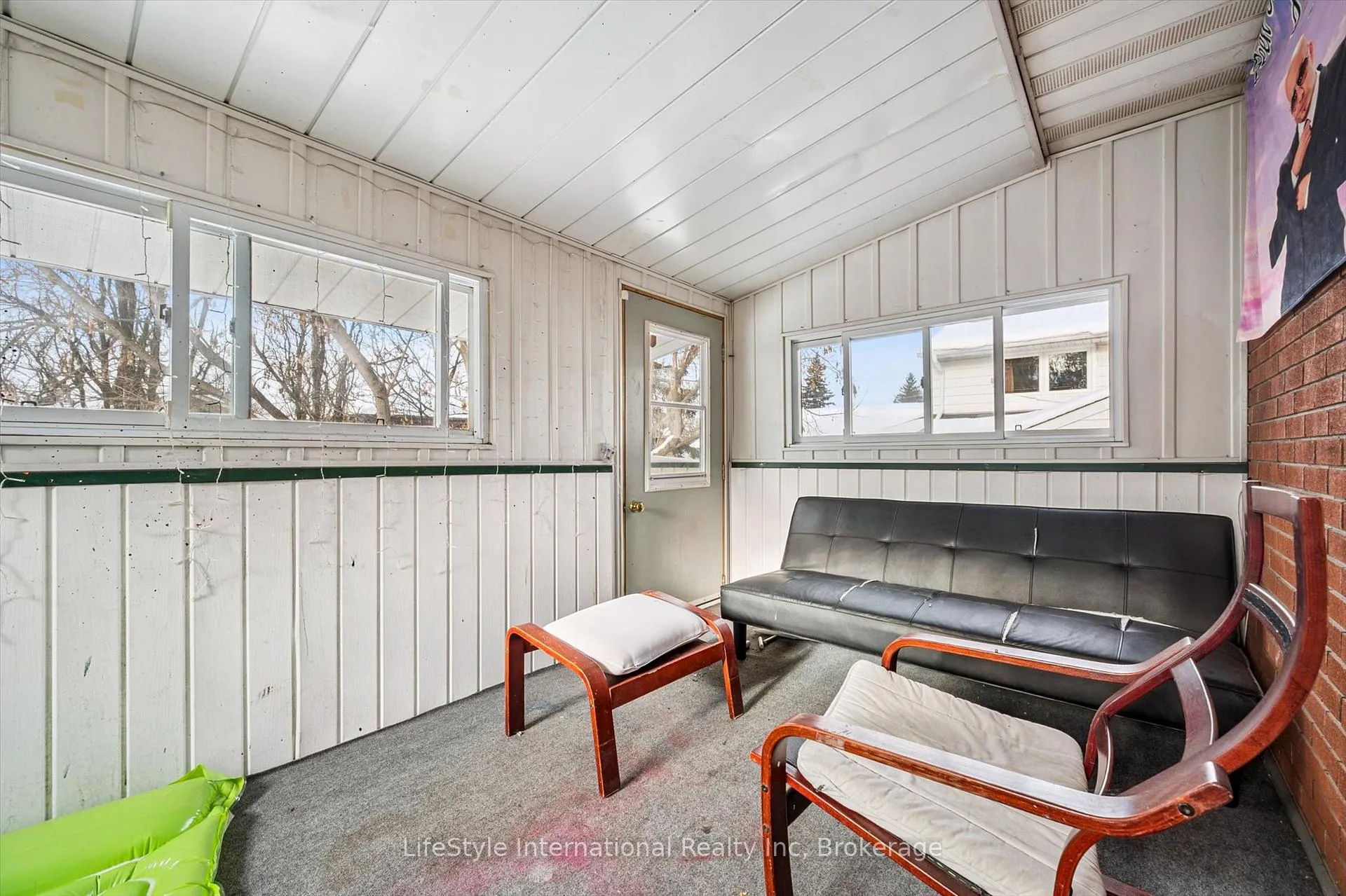 Photo 8 of 15 Fairview Boulevard, Guelph, Dovercliffe Park/Old University — HOMEH