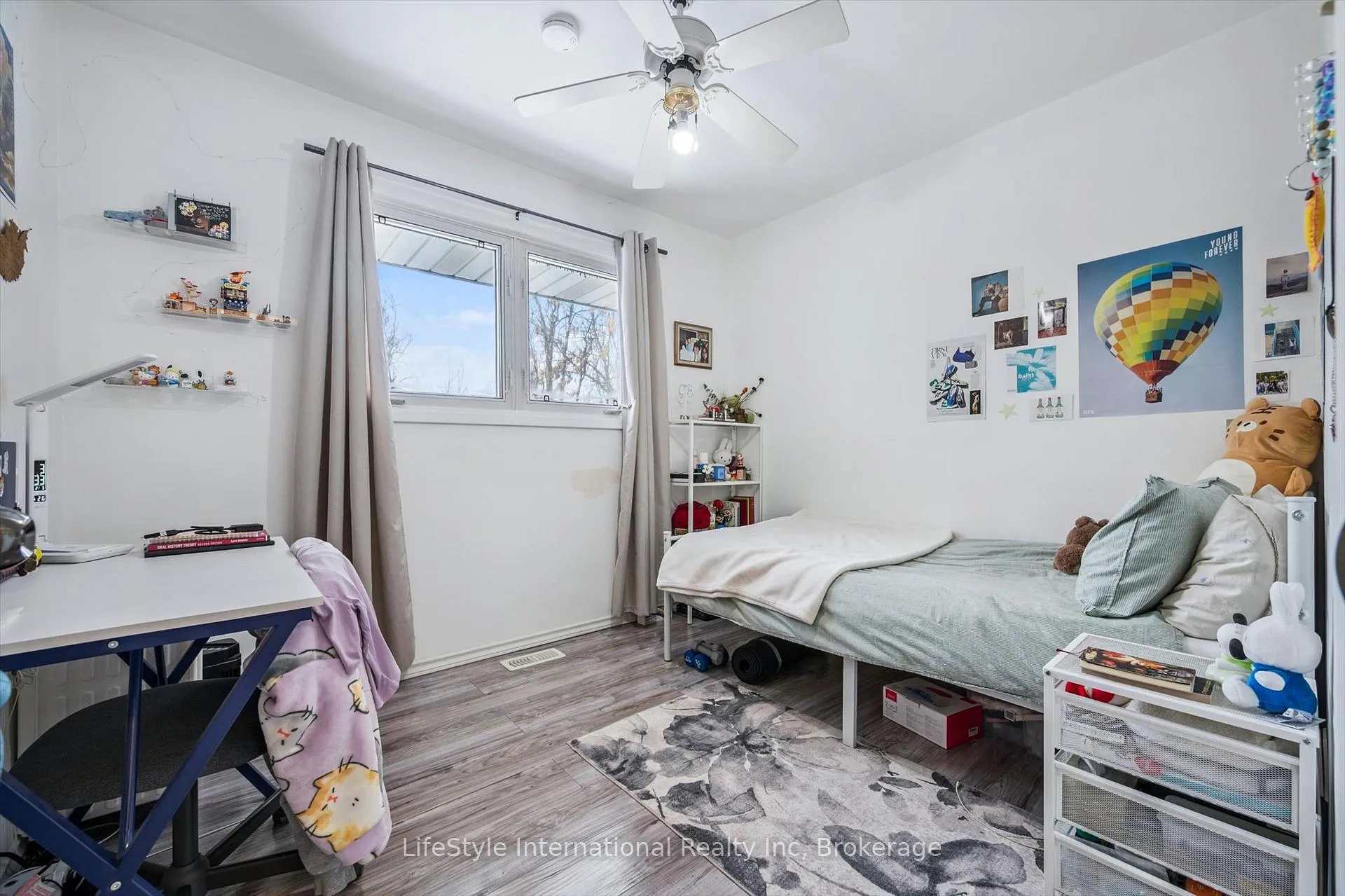 Photo 12 of 15 Fairview Boulevard, Guelph, Dovercliffe Park/Old University — HOMEH