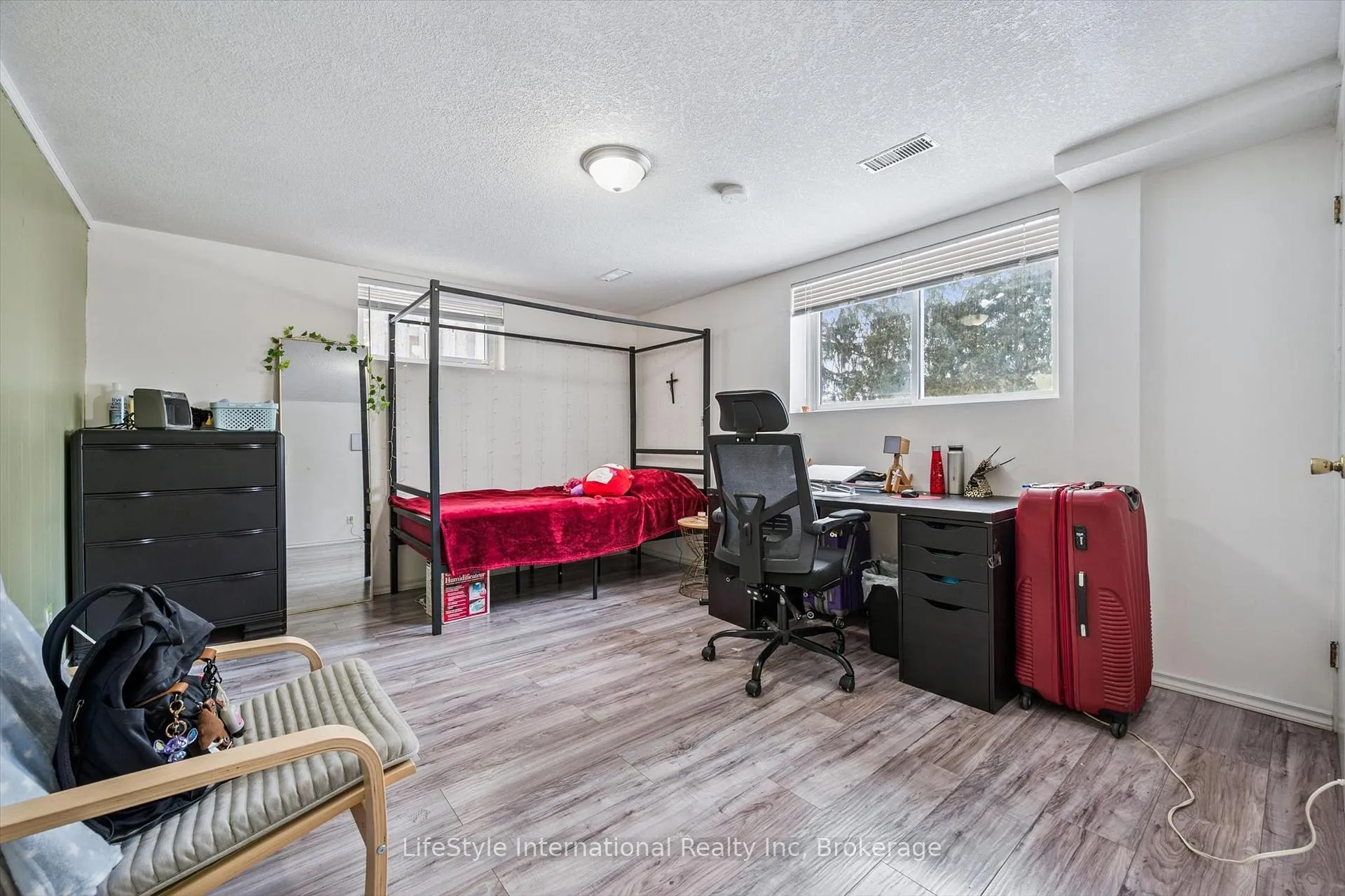 Photo 29 of 15 Fairview Boulevard, Guelph, Dovercliffe Park/Old University — HOMEH