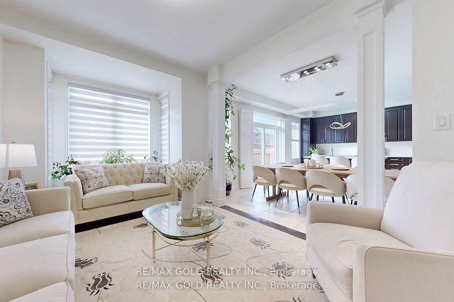Photo 7 of 108 Elysian Fields Circle, Brampton, Bram West — HOMEH