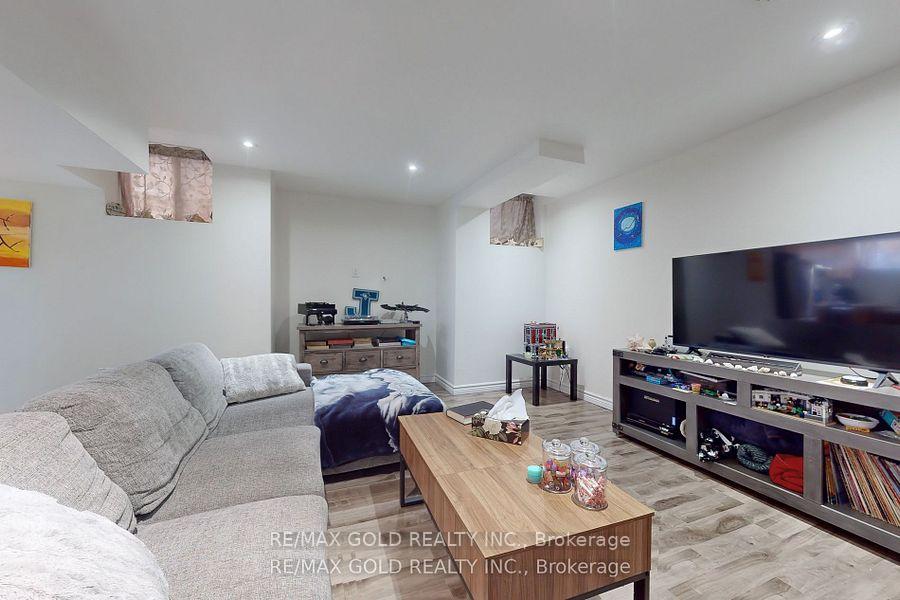 Photo 31 of 108 Elysian Fields Circle, Brampton, Bram West — HOMEH