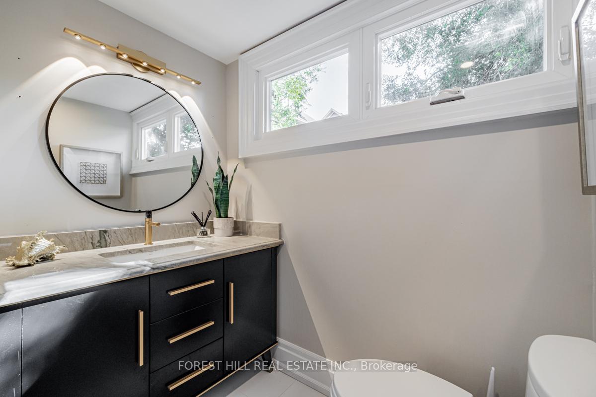Photo 37 of 15 Strathallan Boulevard, Toronto, Lawrence Park South — HOMEH