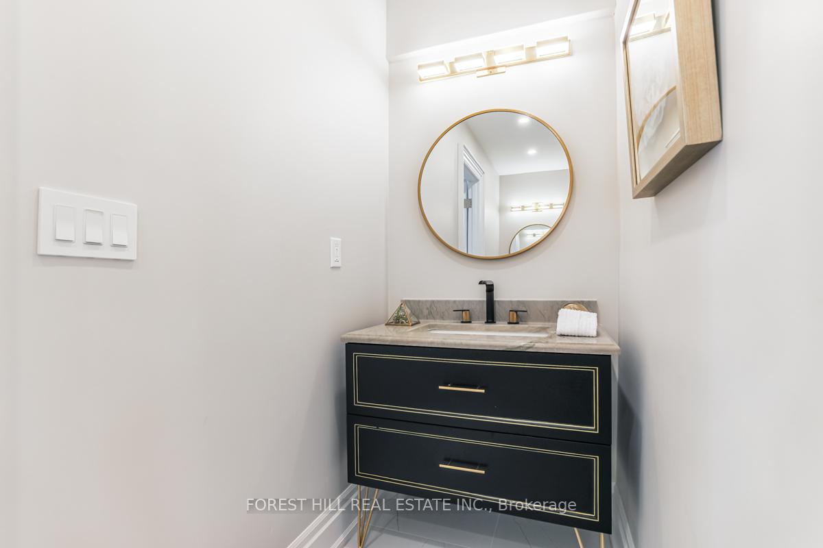 Photo 46 of 15 Strathallan Boulevard, Toronto, Lawrence Park South — HOMEH